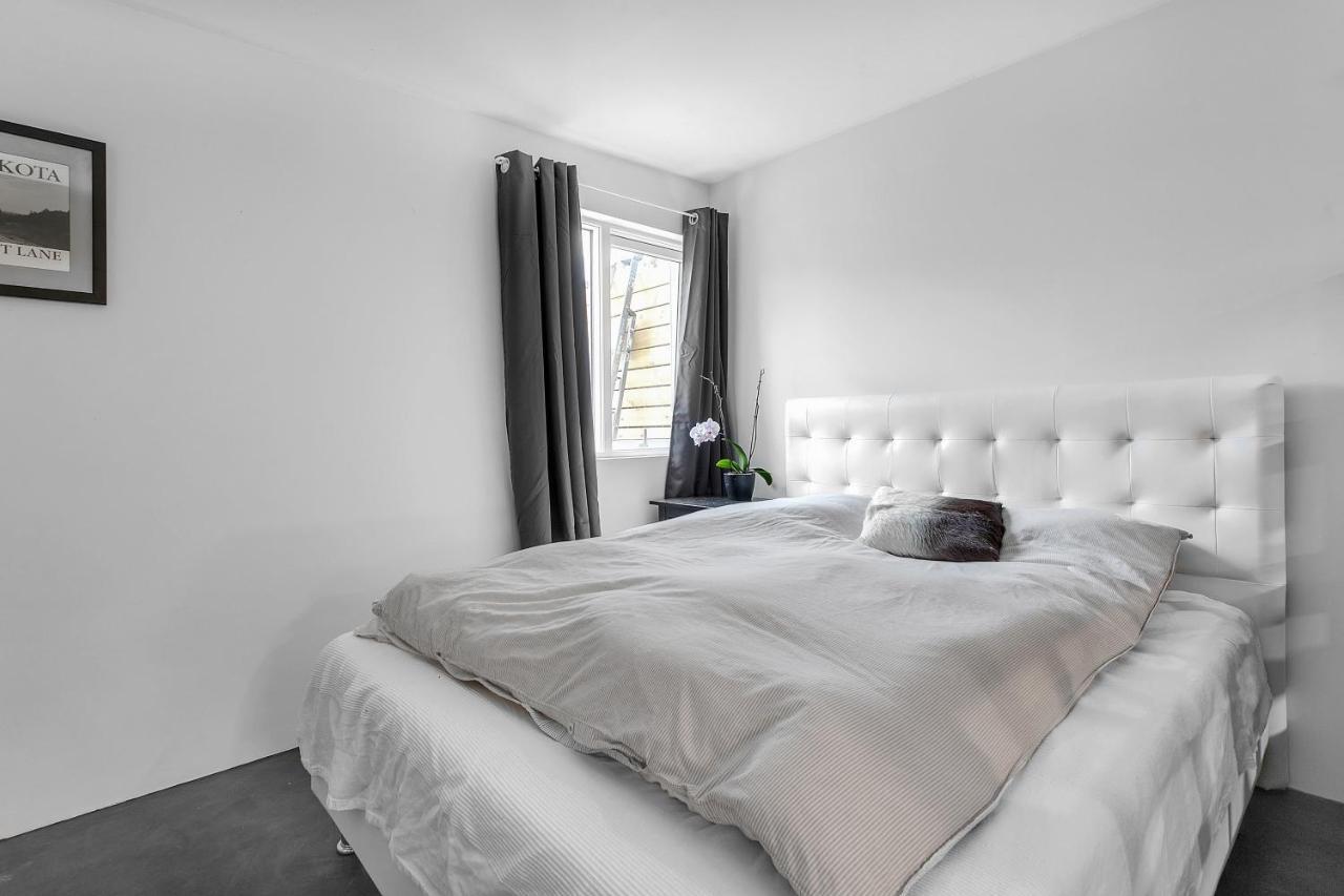 Lovely Studio Apartment With Hot Tub Рейкьявик Экстерьер фото